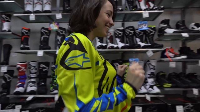 Кроссовая и эндуро мотоэкипировка в Байк Ленд смотреть онлайн