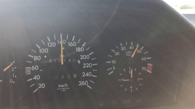 Mercedes 280E W124 acceleration смотреть онлайн