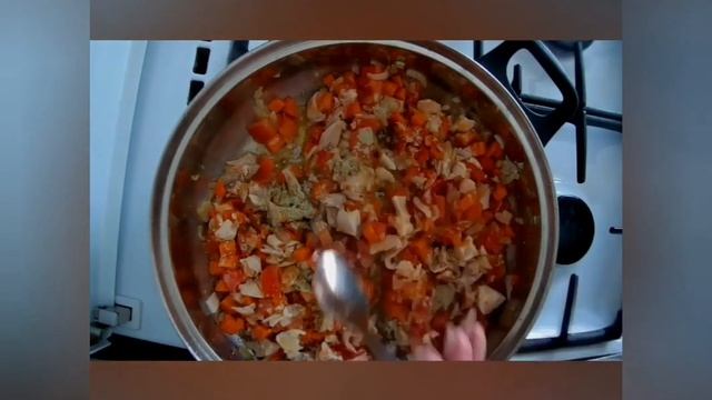 Если у ВАС есть куриное ФИЛЕ  и КАРТОФЕЛЬ сделайте это.  Ужин, вызывающий привыкание!