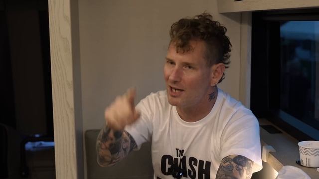 Corey Taylor on Retirement: “I’m Almost in Constant Pain” смотреть онлайн