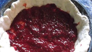 Пирог с малиновым вареньем