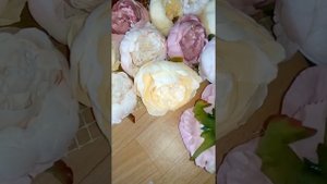 Гирлянда из искусственных цветов