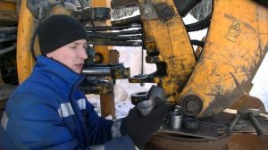 JCB. Кингпост -поворотная бабка(каретка). Ремонт- дёшево и сердито. Экспандерный палец.