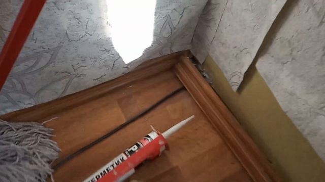 Лайфхак от установщика: как красиво завести кабель внутрь помещения.