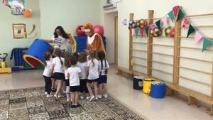 Физкультурное занятие во второй младшей группе "Путешествие с лисичкой"
