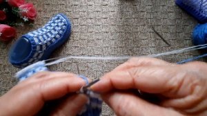 ?Удобные и теплые носки-следочки.?Вяжется легко и быстро.?