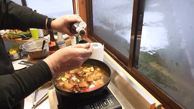 Raudonoji kiaulienos šoninė (Xo Shau Ru) - Kinijos virtuvė смотреть онлайн