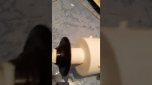 из бачка унитаза непрерывно льётся вода в унитаз, как устронить.