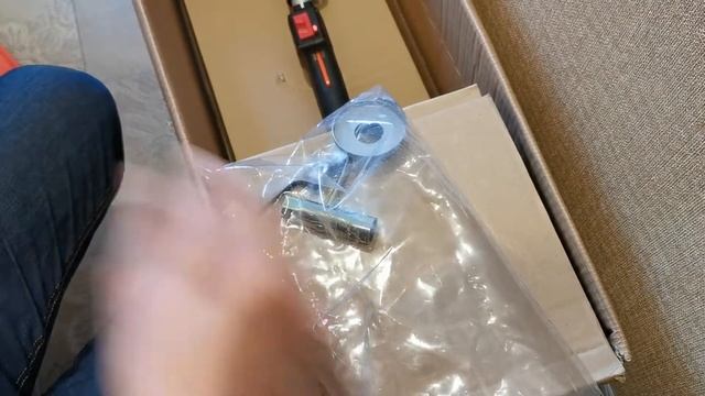 Распаковка бензокосы Hitachi CG27EJ (CG27EJ-NP) смотреть онлайн