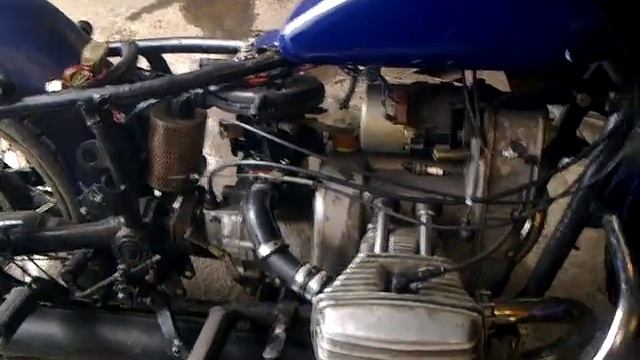 Днепр-11 с карбюратором Солекс, запуск (2).mp4 смотреть онлайн