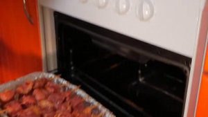 Простая кухня | Шашлык с дымком в духовке