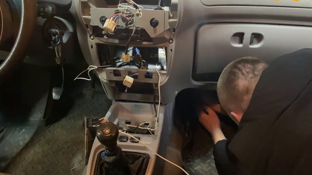 УСТАНОВКА ПОДСТВЕТКИ САЛОНА.СГОРЕЛ ВЕНТИЛЯТОР ОХЛАЖДЕНИЯ. смотреть онлайн