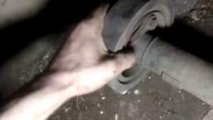Что стучит при трогании сзади опель омега а