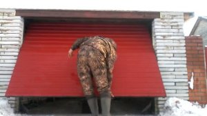 Подъёмно-поворотные гаражные ворота своими руками