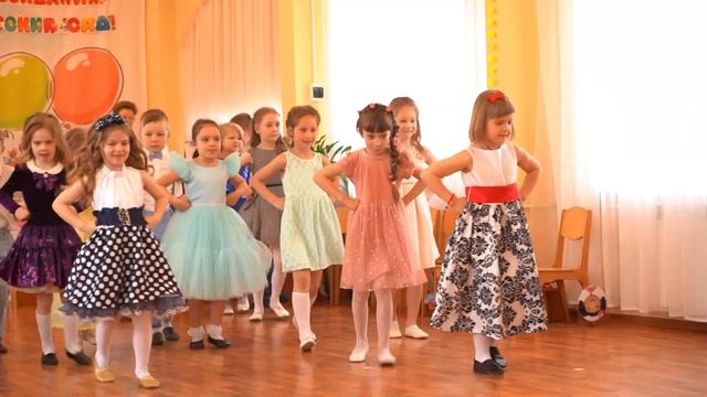 Выпускной утренник в подготовительной группе "А" в ДОУ №38 27 апреля 2021 года смотреть онлайн