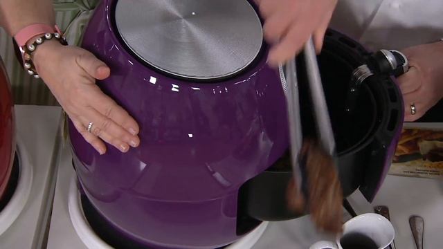 Emeril 5.3-qt Digital Air Fryer with 7" Cake Pan on QVC смотреть онлайн