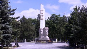 В городе Прохладный благоустраивают центральную площадь