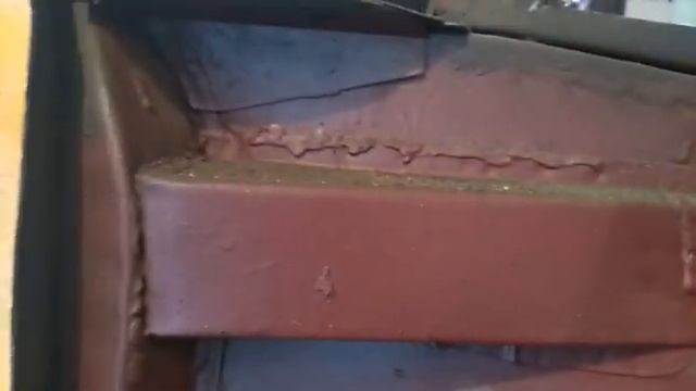 ВАЗ-2101 замена крыла и рихтовка брызговика. Часть 1 смотреть онлайн