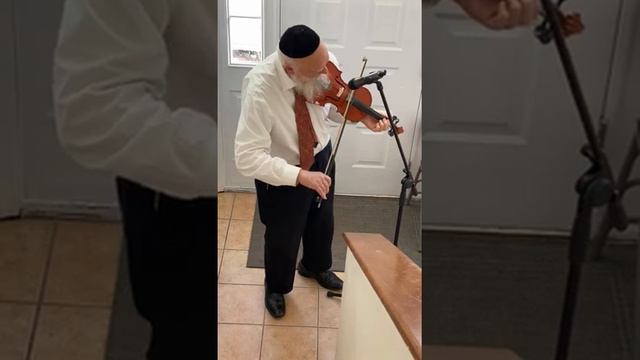 Glazerson Plays Sabbath Prayer Song смотреть онлайн