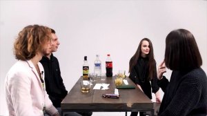 ДЕВУШКИ ЦЕЛУЮТСЯ | ПОШЛАЯ МОЛЛИ - КЛЕОПАТРИ