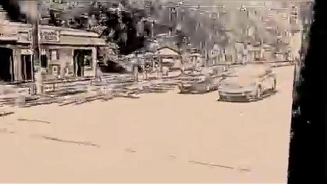 Так много людей вокруг смотреть онлайн