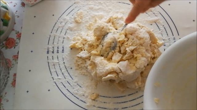 розочки, вкусное творожное печенье.mp4