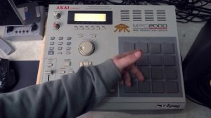 2 БИТМЕЙКЕРА 1 СЭМПЛ | Как написать хип-хоп бит на AKAI MPC 2000 и MPC Live 2 | Boom bap beat, 0+