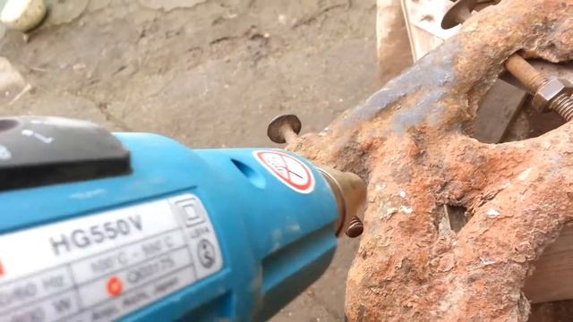 Очистка чугунных ножек стула смотреть онлайн