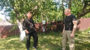 Удар ногой  в уличном бою