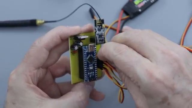 6-канальное радиоуправление на Arduino с дальностью действия 2000 м+
