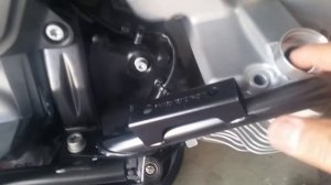 How to changes the oil and filter of the BMW C 600 Sport