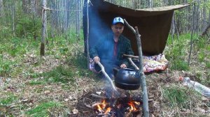 ПРОСТОЙ ЛАГЕРЬ в ЛЕСУ | ШАШЛЫК в ХЛЕБЕ | ОБЫЧНЫЙ ДЕНЬ в ЛЕСУ • ЛЕС ВСЕМ •