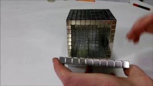 Магнитный куб - левитация.mp4