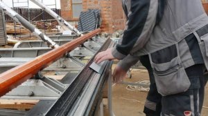 Фальцевая Кровля. Отделка лобовых на косую планку