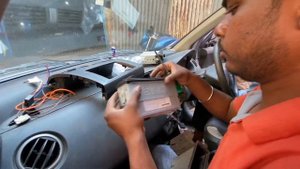 Installing Blaupunkt Colombo 130 BT Car Stereo In Swift ? || So Loud Music?? || Maza Aa Gaya ?