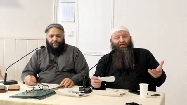 Darf eine Frau während ihrer Periode in die Moschee gehen? смотреть онлайн