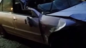 Мазда Фамилия, вся измятая, но едет !!!