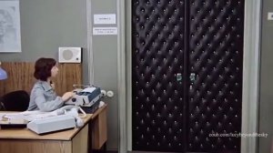 У нас совещание (Служебный роман)