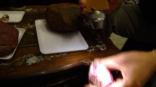 World biggest ruby star 10000 carats !! For sale!! смотреть онлайн