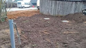 Канализация на даче. Как мы проложили канализацию из бетонных колец. Продолжаем ремонт дачи :)