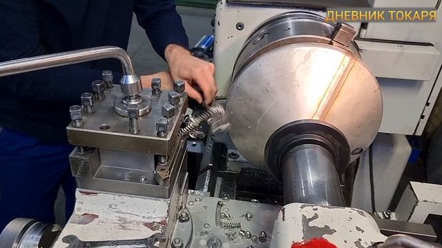 Как завальцевать, закатать металл.