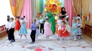 Красивый праздник 8 Марта в средней группе.