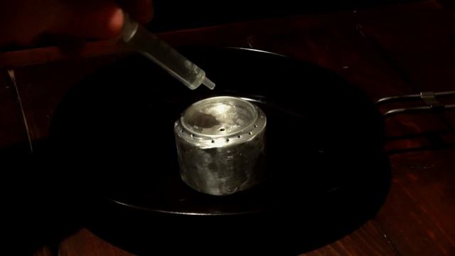 СПИРТОВКА ИЗ БАНОК! СНАРЯЖЕНИЕ СВОИМИ РУКАМИ смотреть онлайн