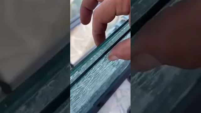 Перила_из_битого_стекла.mp4