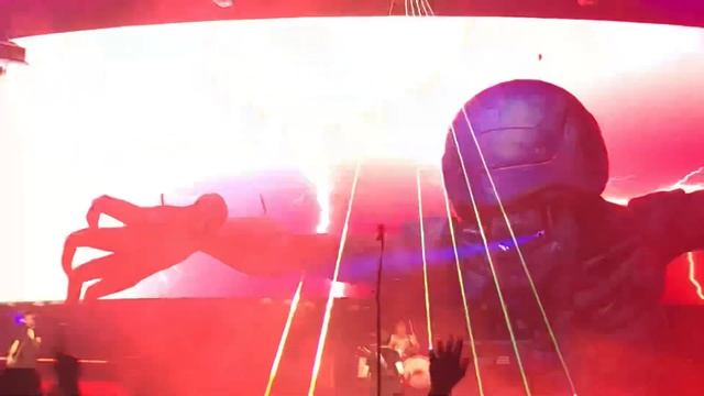 Muse New Born Live Robot Los Angeles 4K simulation tour смотреть онлайн