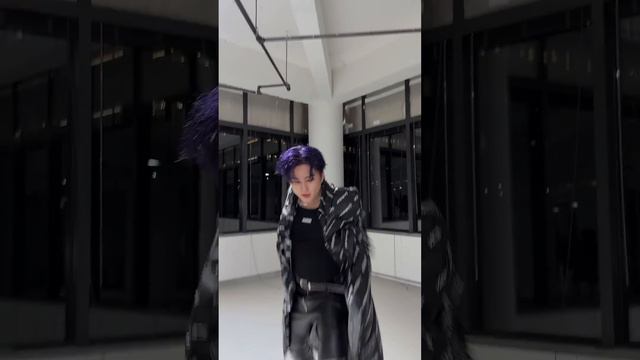 Y2mate.mx-������ #ChkChkBoom #StrayKids #스트레이키즈 #ATE #창빈 #Changbin #StrayKidsComeback #YouMakeStrayK
