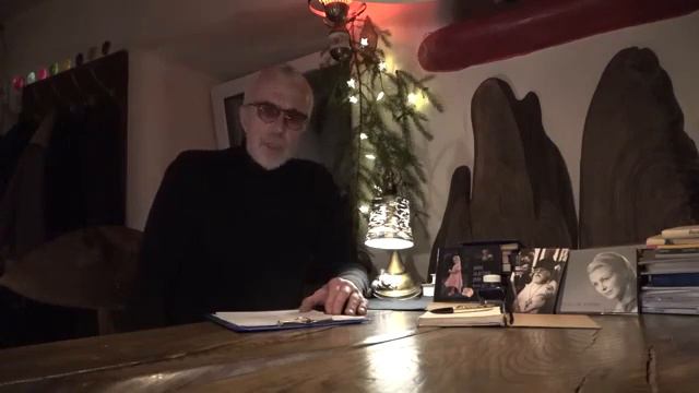 Латвийский музыкант Каспарс Димитерс - сын актрисы Вии Артмане написал "Святая Русь"