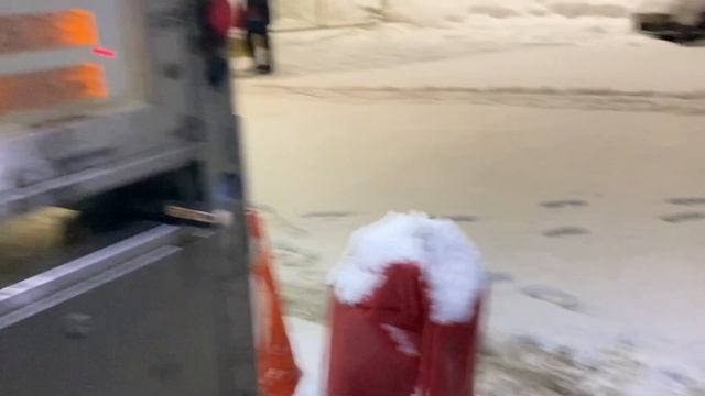 Газель с ленивцем?? Сделал пересвет салона. Дармовозим?