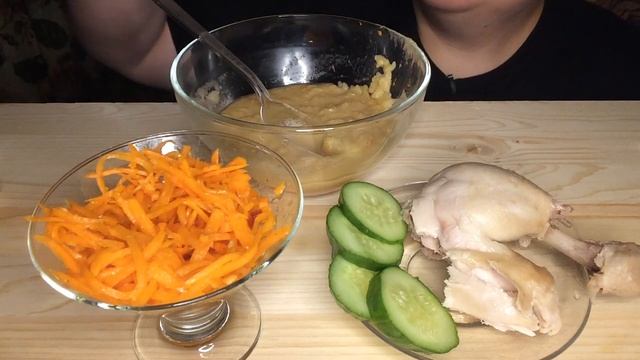 ASMR // КАША ГОРОХОВАЯ - МОРКОВЧА - ОКОРОЧКА // PORRIDGE PEA - CARROT - CHICKEN смотреть онлайн