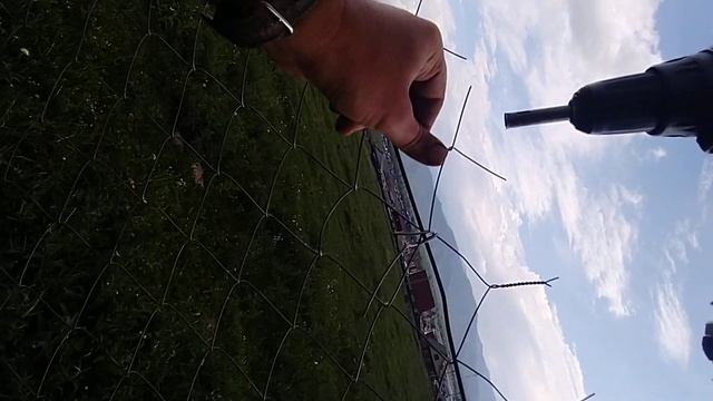 КАК БЫСТРО И ЛЕГКО ЗАКРУТИТЬ КОНЦЫ СЕТКИ РАБИЦА смотреть онлайн